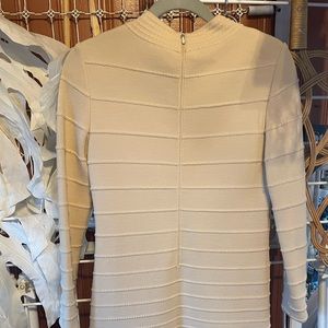 Excellent condition!! Vintage merino wool GOLDWORM dress.